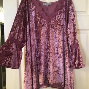 Crushed velvet top